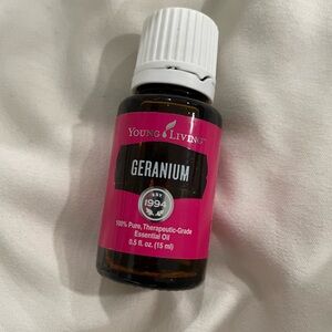 Young Living Geranium Essential Oil Bottle 15ml-Brand New-Unopened